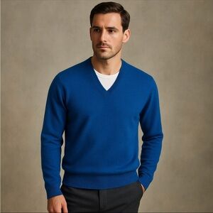 Vintage Pringle Mens Blue V-Neck Sweater Blue 100% Pure Lambswool Classic  L